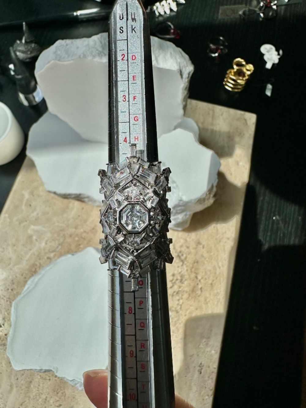 NWT | nOir Jewelry | Women's Snowburst Ring - Picture 5 of 6